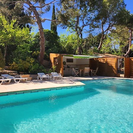 Domaine Les Gendalis Bed and Breakfast Saint-Saturnin-lès-Avignon Exteriör bild